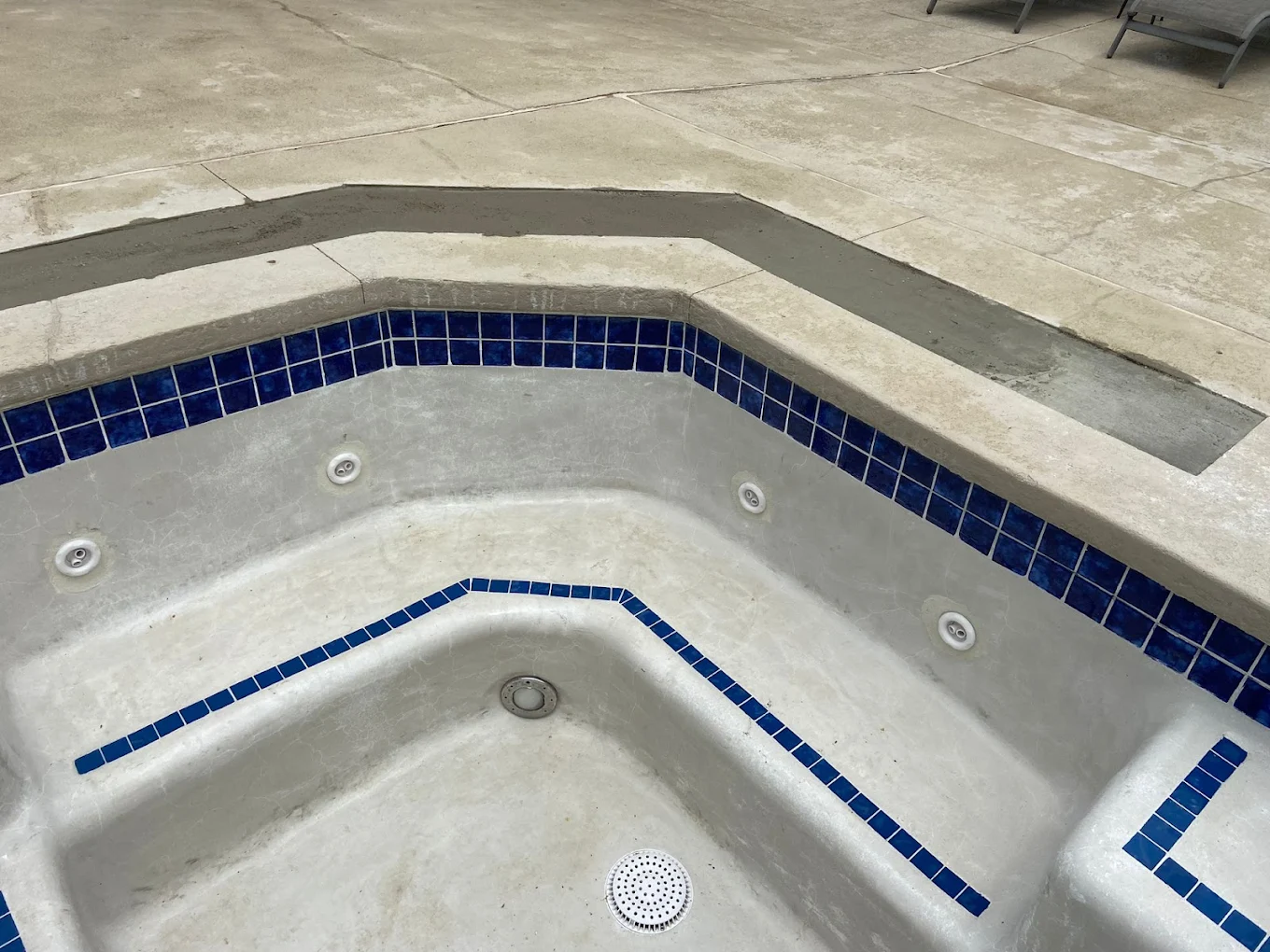 Electronic pool leak detection in progress